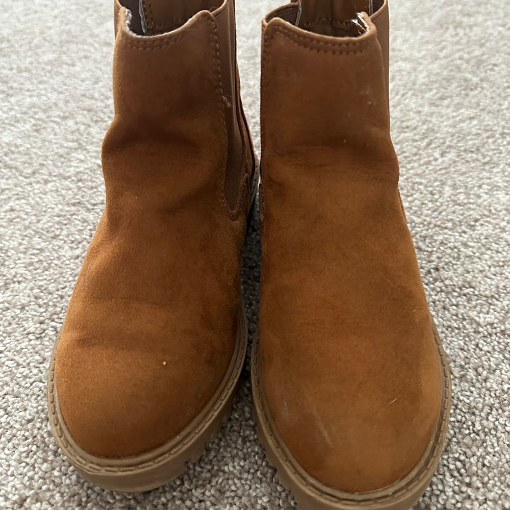 GAP Chelsea Brown Suede Ankle Boots